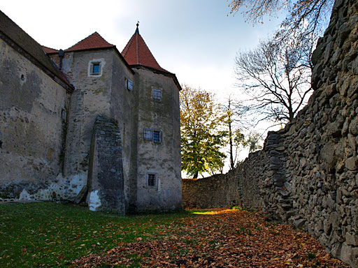 tvrz Cuknštejn